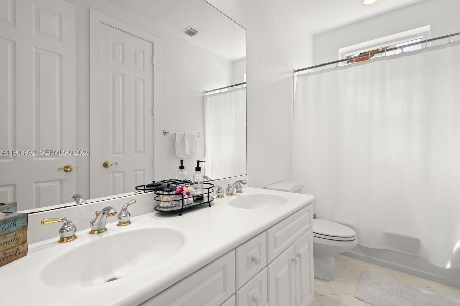 Photo of 1408 Mariner Way (1408), Hollywood, Florida, 33019 -