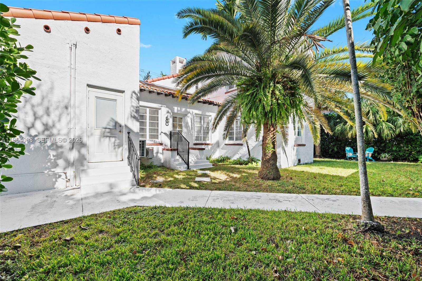   /   кв.футов $ 2026-02-11 0 Фото