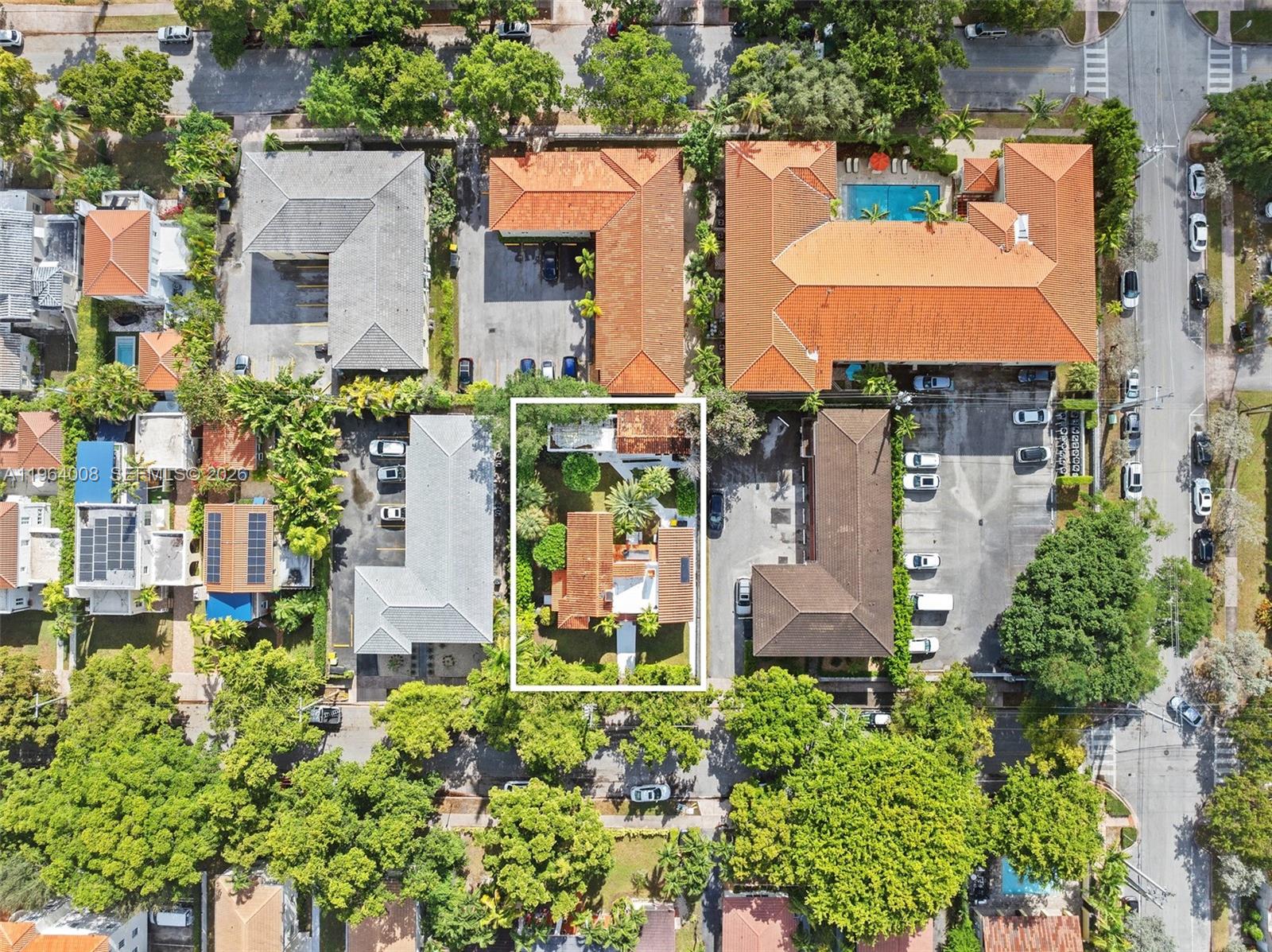   /   кв.футов $ 2026-02-11 0 Фото