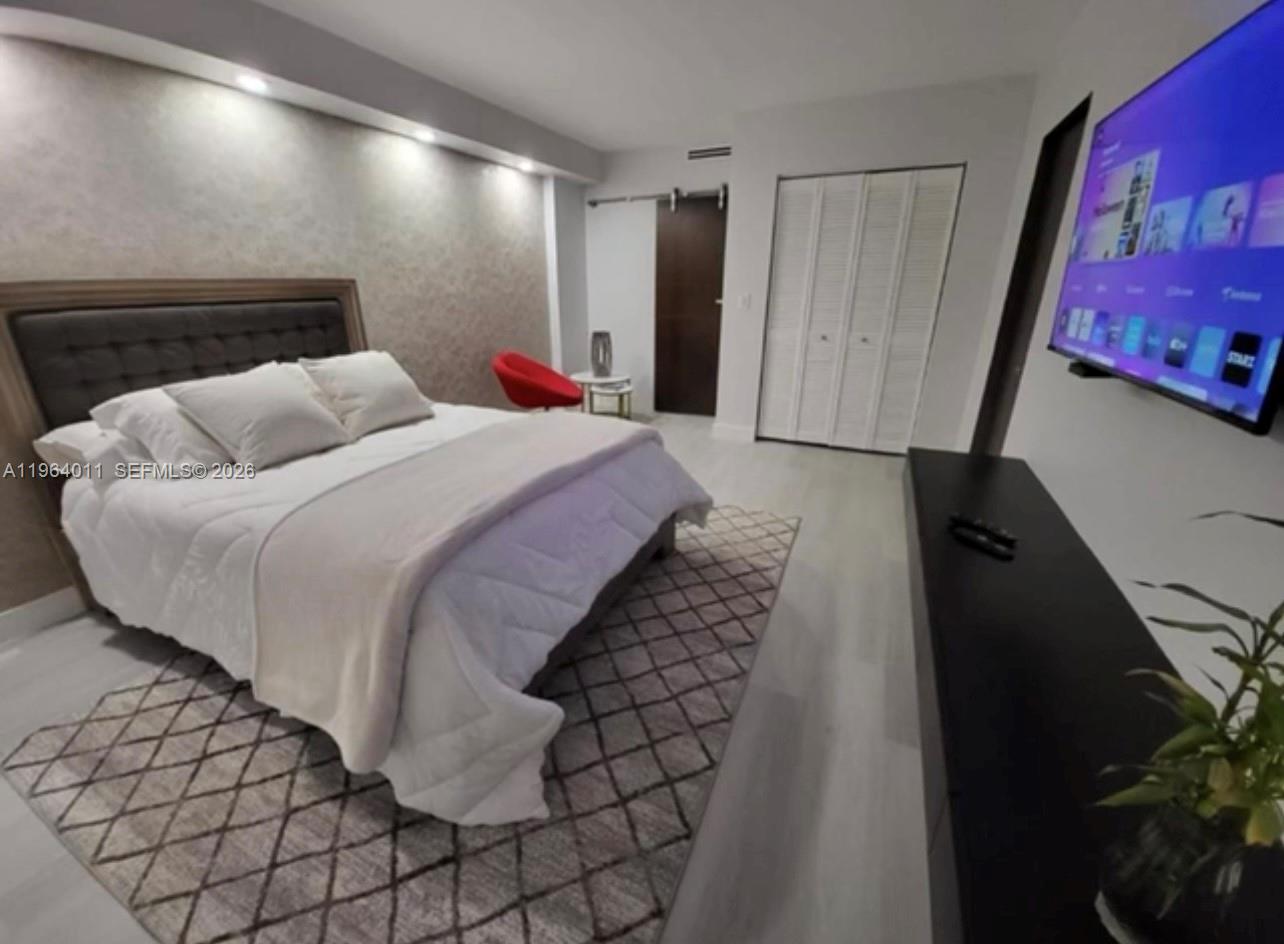 Photo of 20379 Country Club Dr #1038, Aventura, Florida, 33180 -