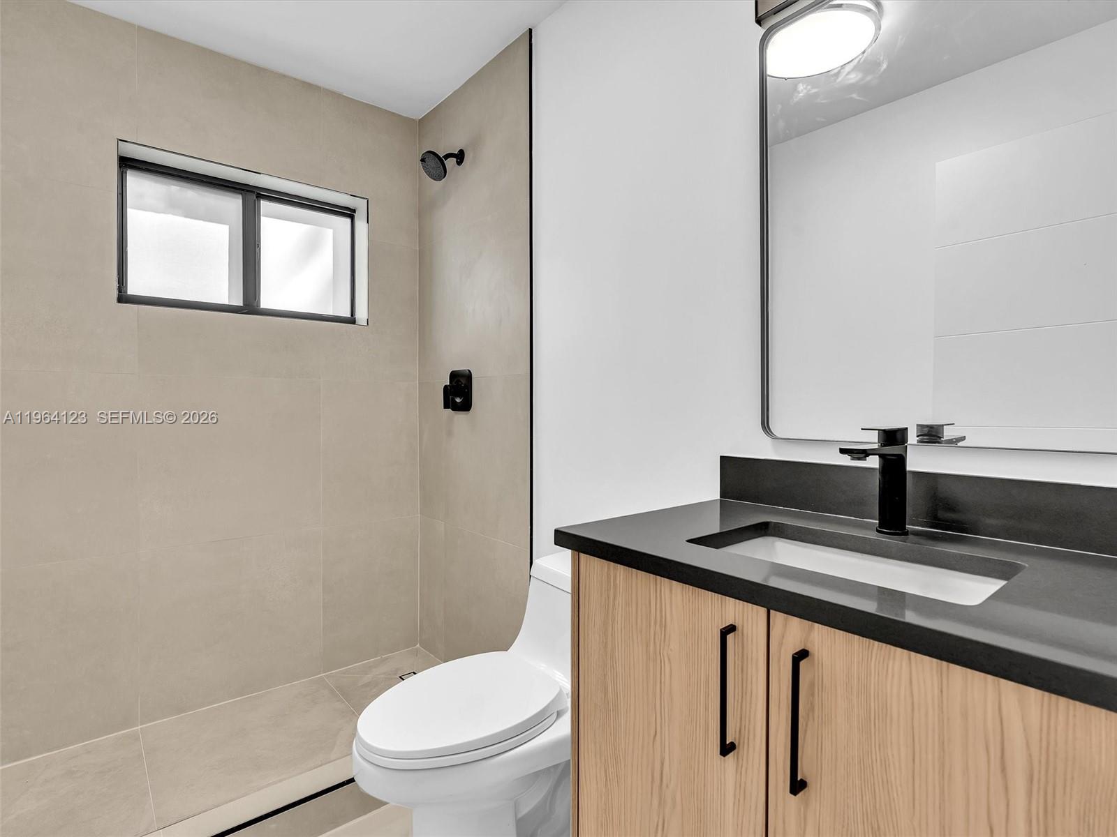   /   кв.футов $ 2026-02-12 0 Фото