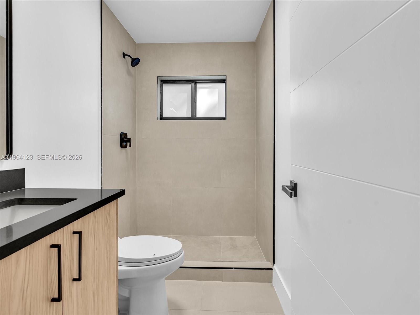   /   кв.футов $ 2026-02-12 0 Фото