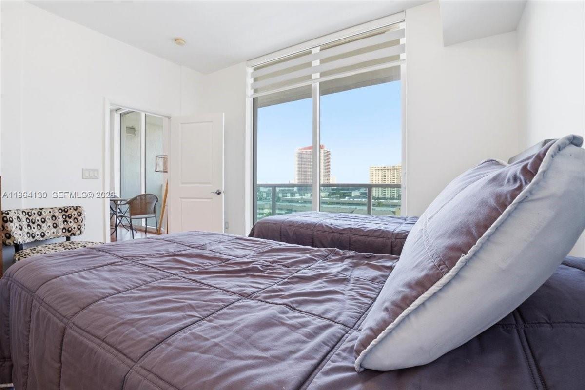 Photo of 1945 Ocean Dr  #709, Hallandale Beach, Florida, 33009 - 