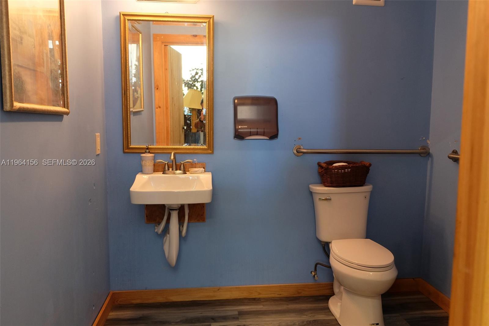   /   кв.футов $ 2026-02-12 0 Фото