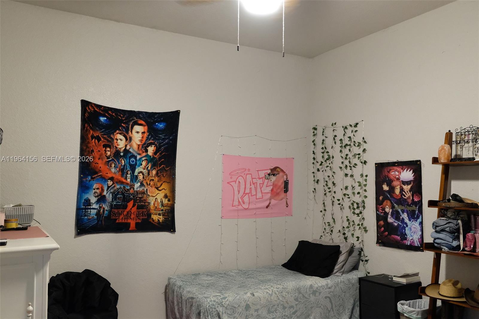   /   кв.футов $ 2026-02-12 0 Фото