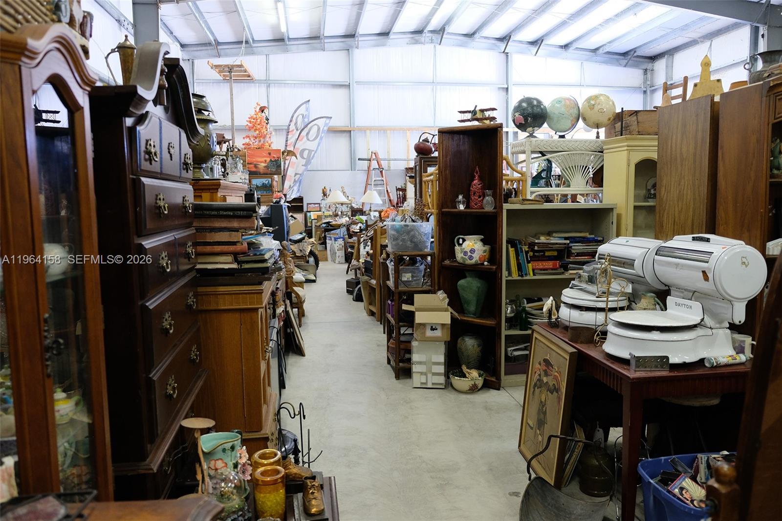 See details / sq. ft. $ 2026-02-12 0 Photo