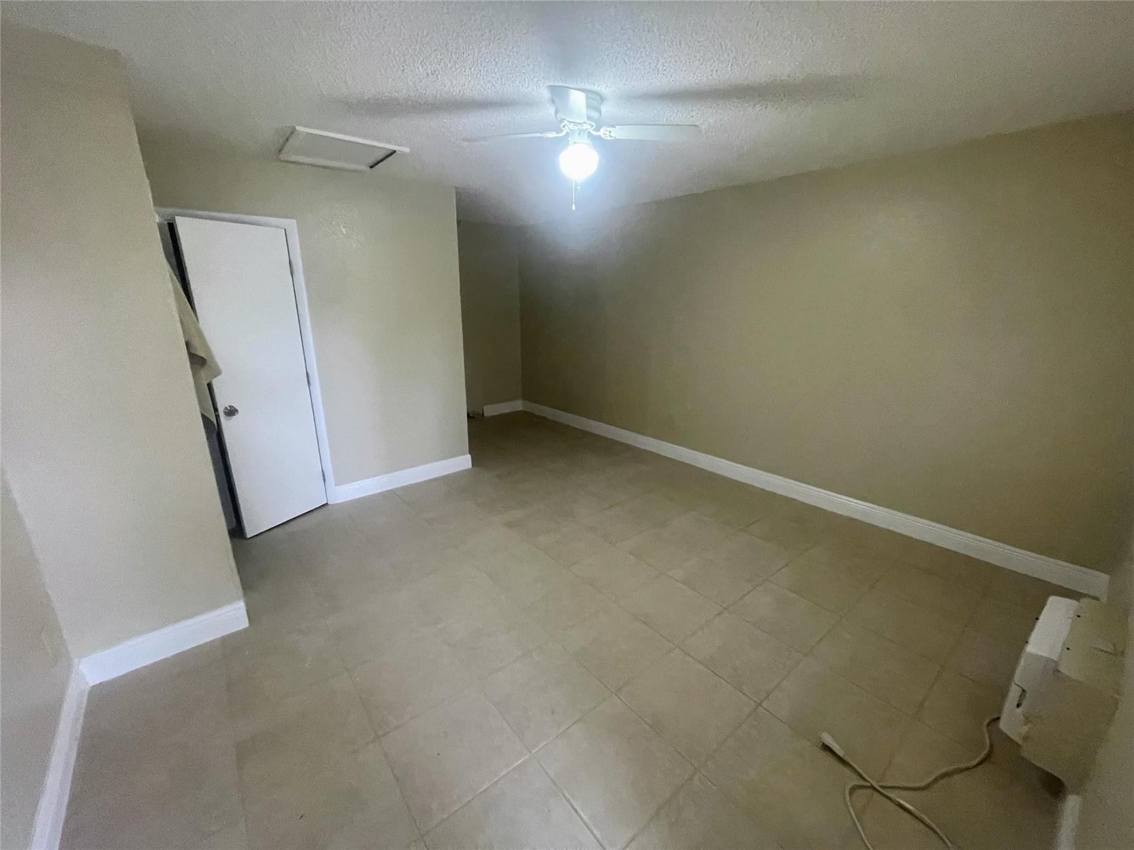   / 0 1734 sq. ft. $ 2026-05-28 0 foto