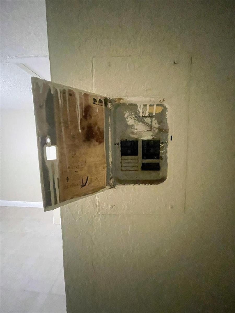   / 0 1734 sq. ft. $ 2026-05-28 0 foto
