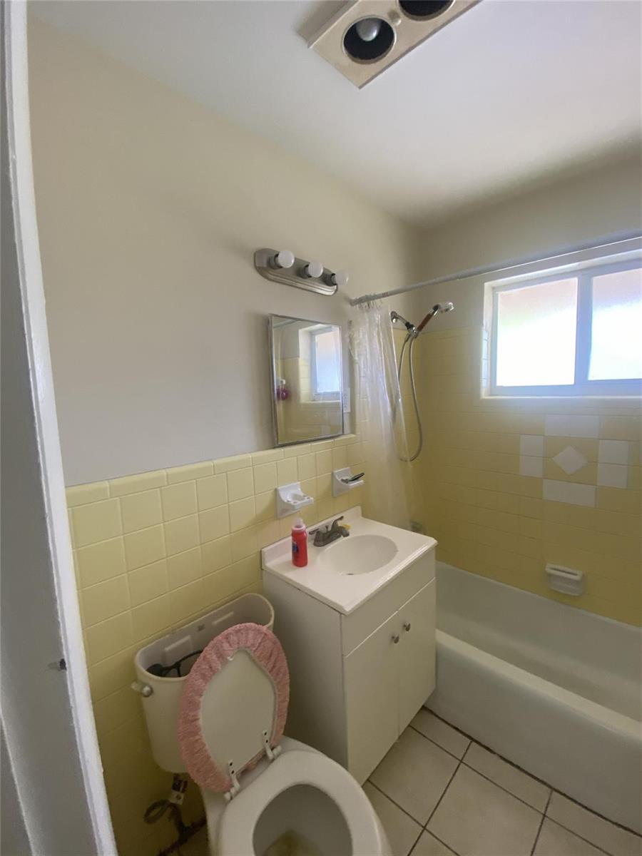   / 0 1742 sq. ft. $ 2026-05-28 0 foto