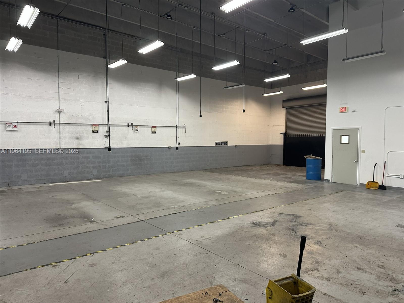 Bay 4  /   sq. ft. $ 2026-02-12 0 Photo