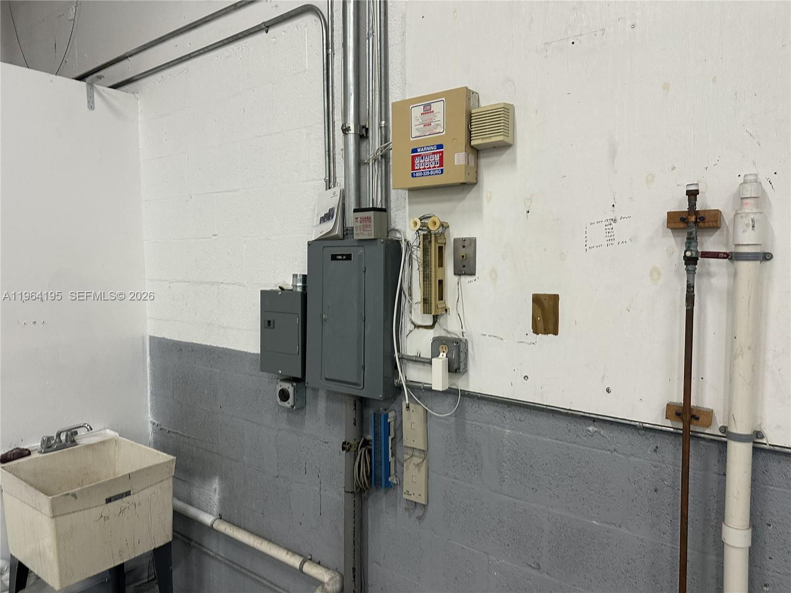 Bay 4  /   sq. ft. $ 2026-02-12 0 Photo