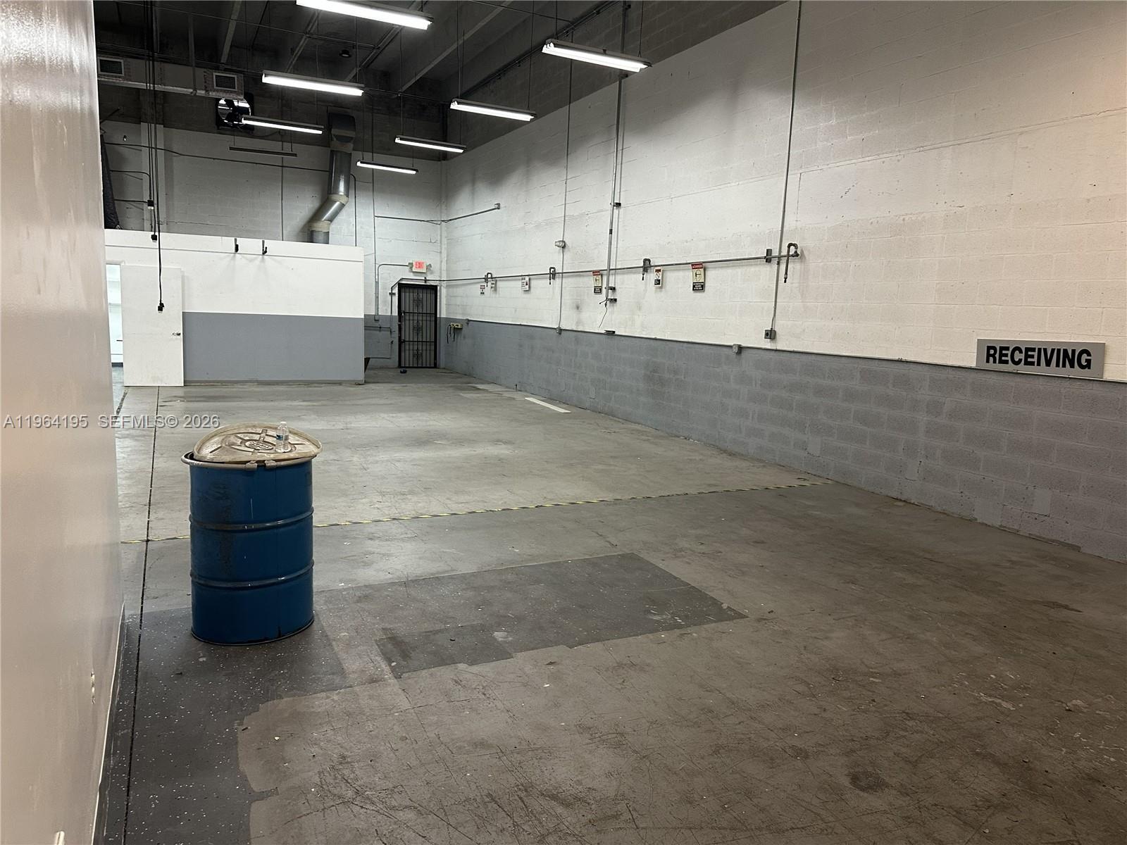 Bay 4  /   sq. ft. $ 2026-02-12 0 Photo