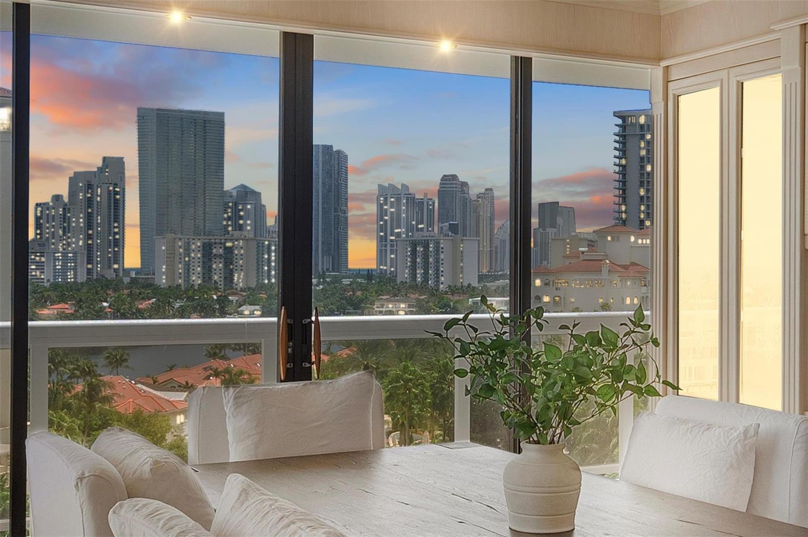 Photo of 20185 Country Club  #901, Aventura, Florida, 33180 - Twilight Dining views!