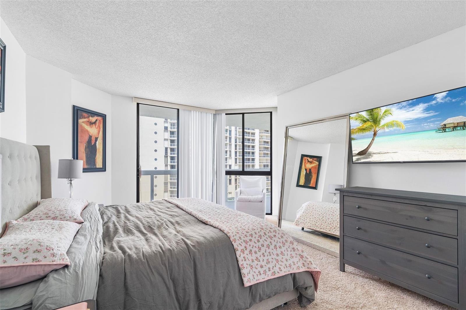 Photo of 20185 Country Club  #901, Aventura, Florida, 33180 - Bedroom 2
