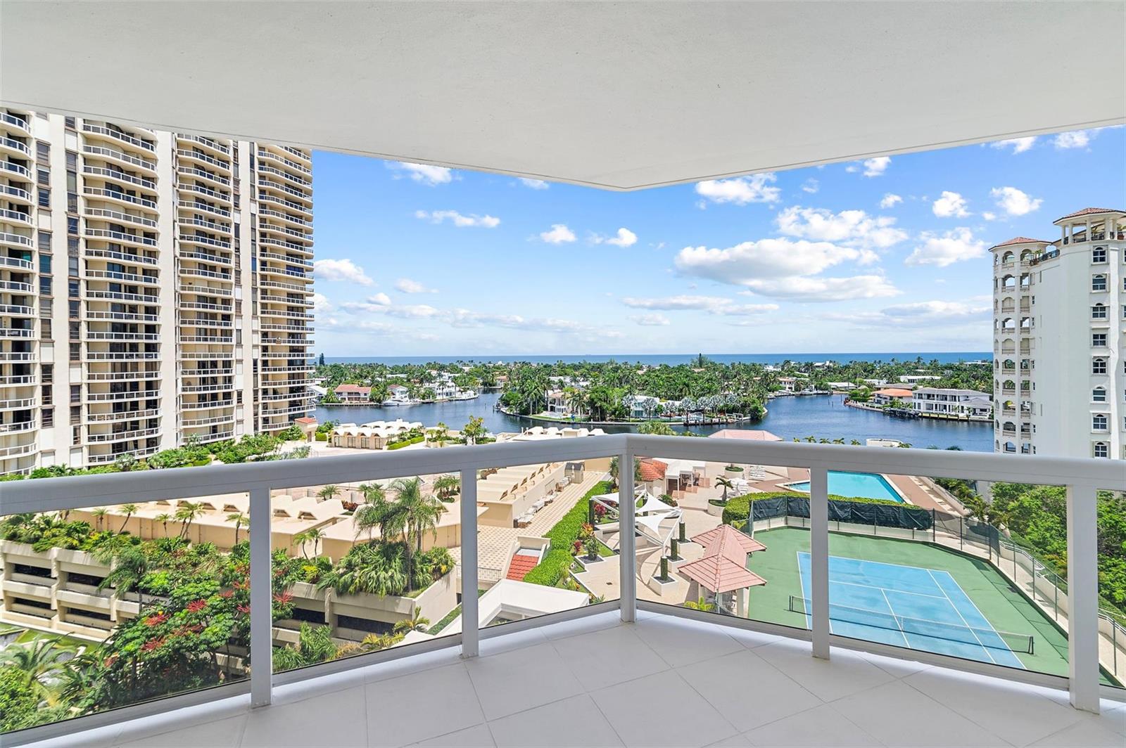 Photo of 20185 Country Club  #901, Aventura, Florida, 33180 - Photo 41