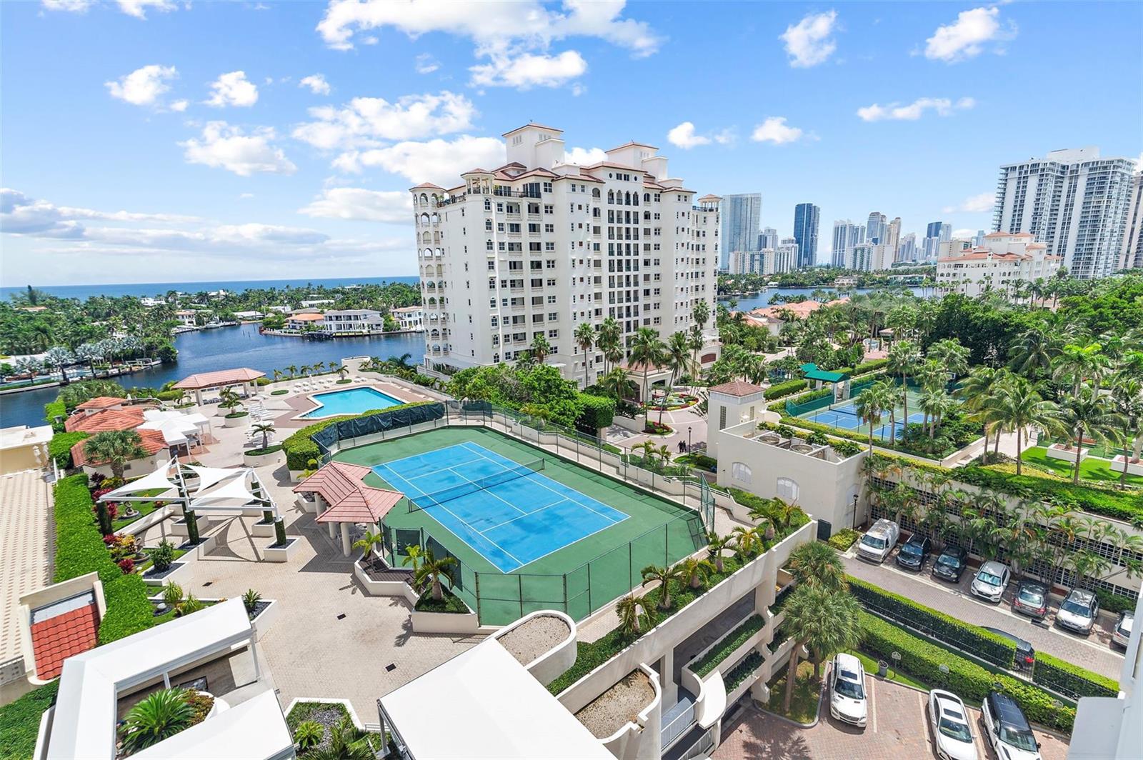 Photo of 20185 Country Club  #901, Aventura, Florida, 33180 - Views of grounds and amenities
