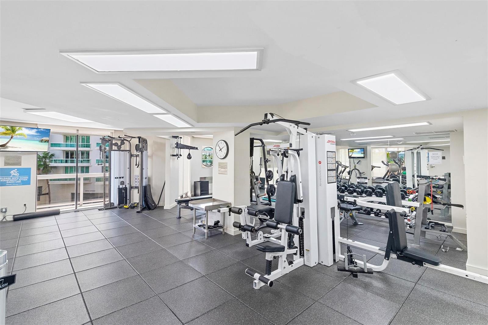 Photo of 20185 Country Club  #901, Aventura, Florida, 33180 - Nice gym equipment and free weights