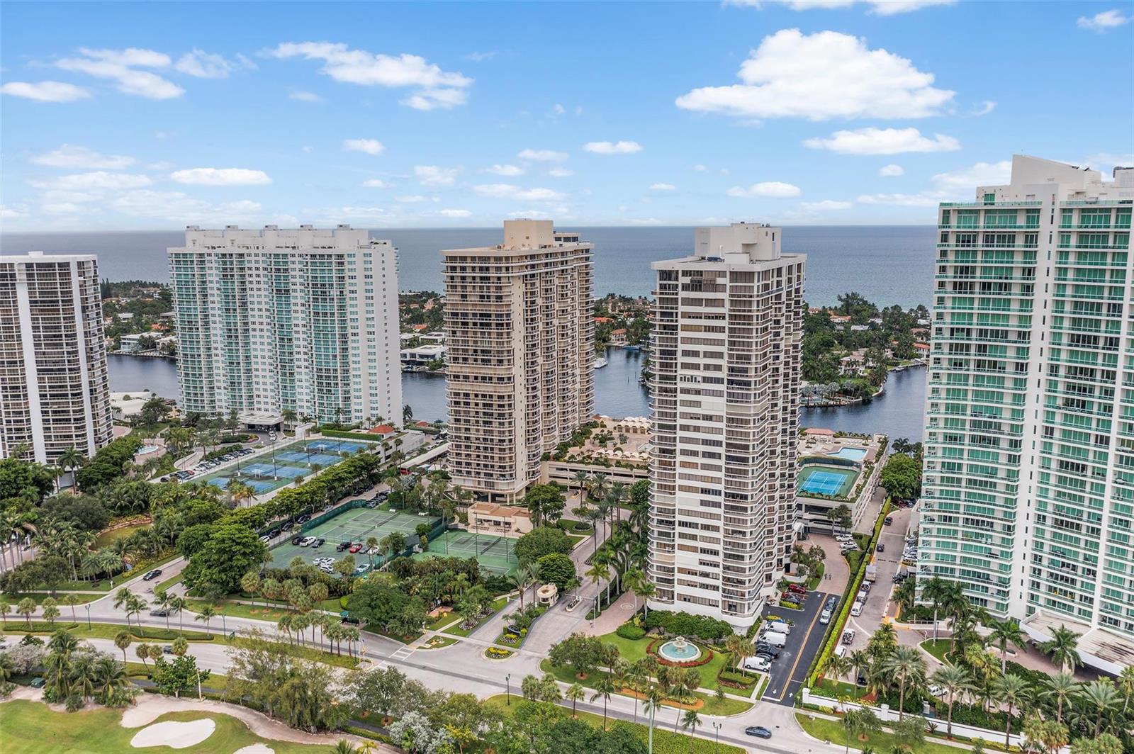Photo of 20185 Country Club  #901, Aventura, Florida, 33180 - Easterly Drone views