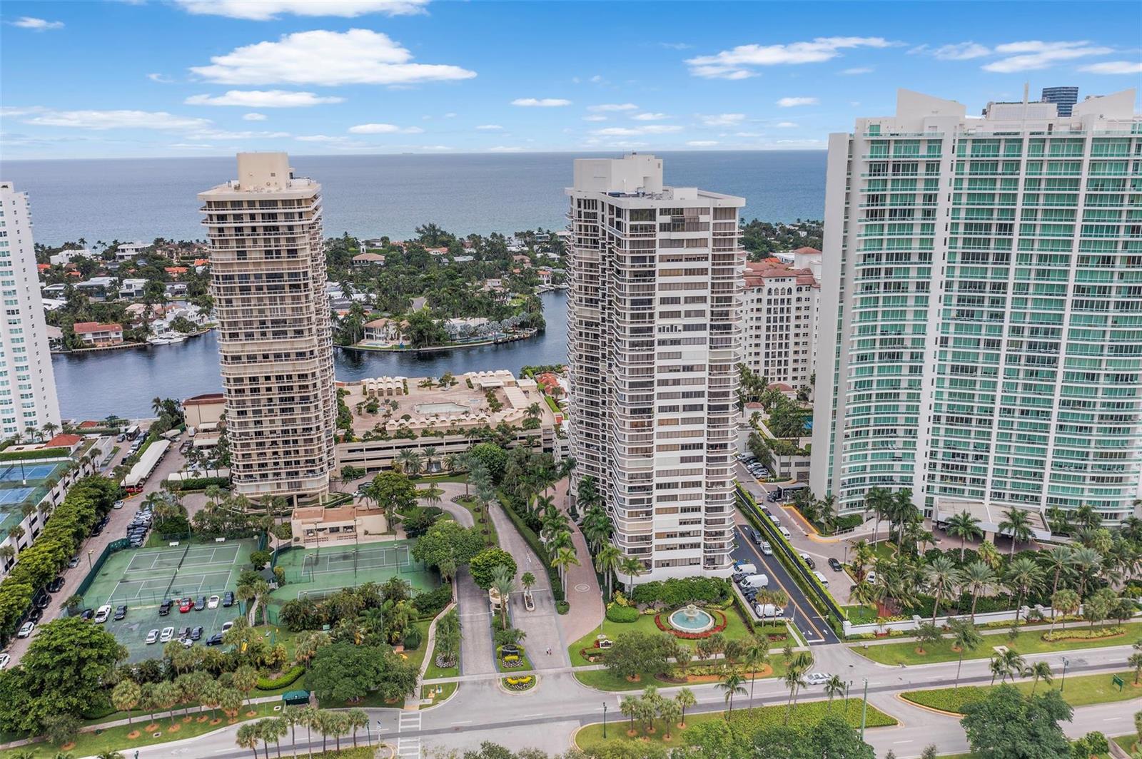 Photo of 20185 Country Club  #901, Aventura, Florida, 33180 - Easterly Drone views