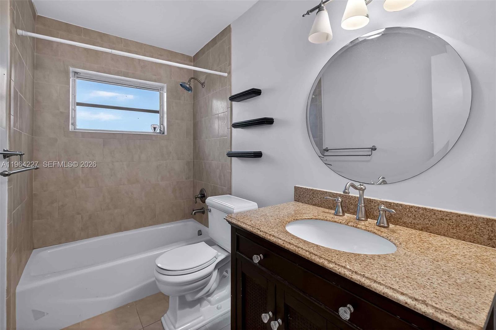   /   кв.футов $ 2026-02-13 0 Фото