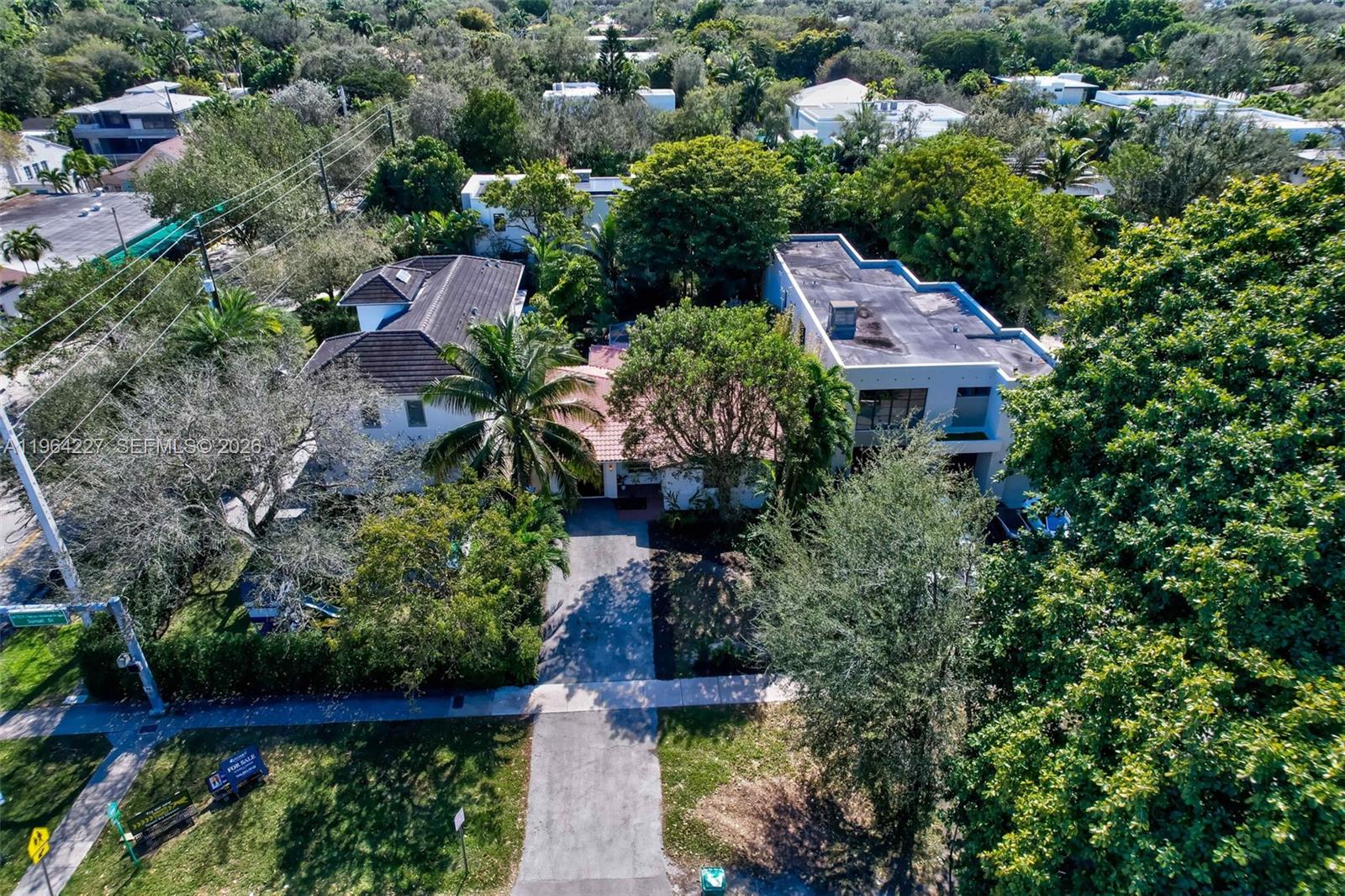   /   кв.футов $ 2026-02-13 0 Фото