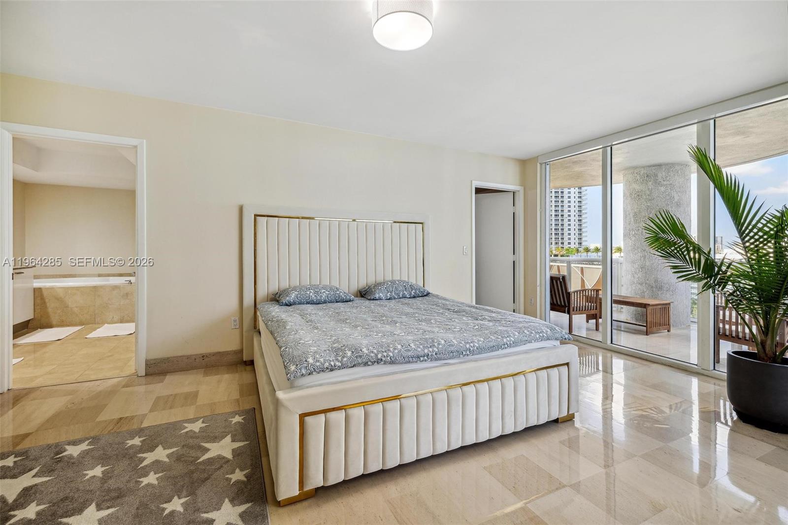 1010 2 / 2 1782 sq. ft. $ 2026-02-12 0 foto