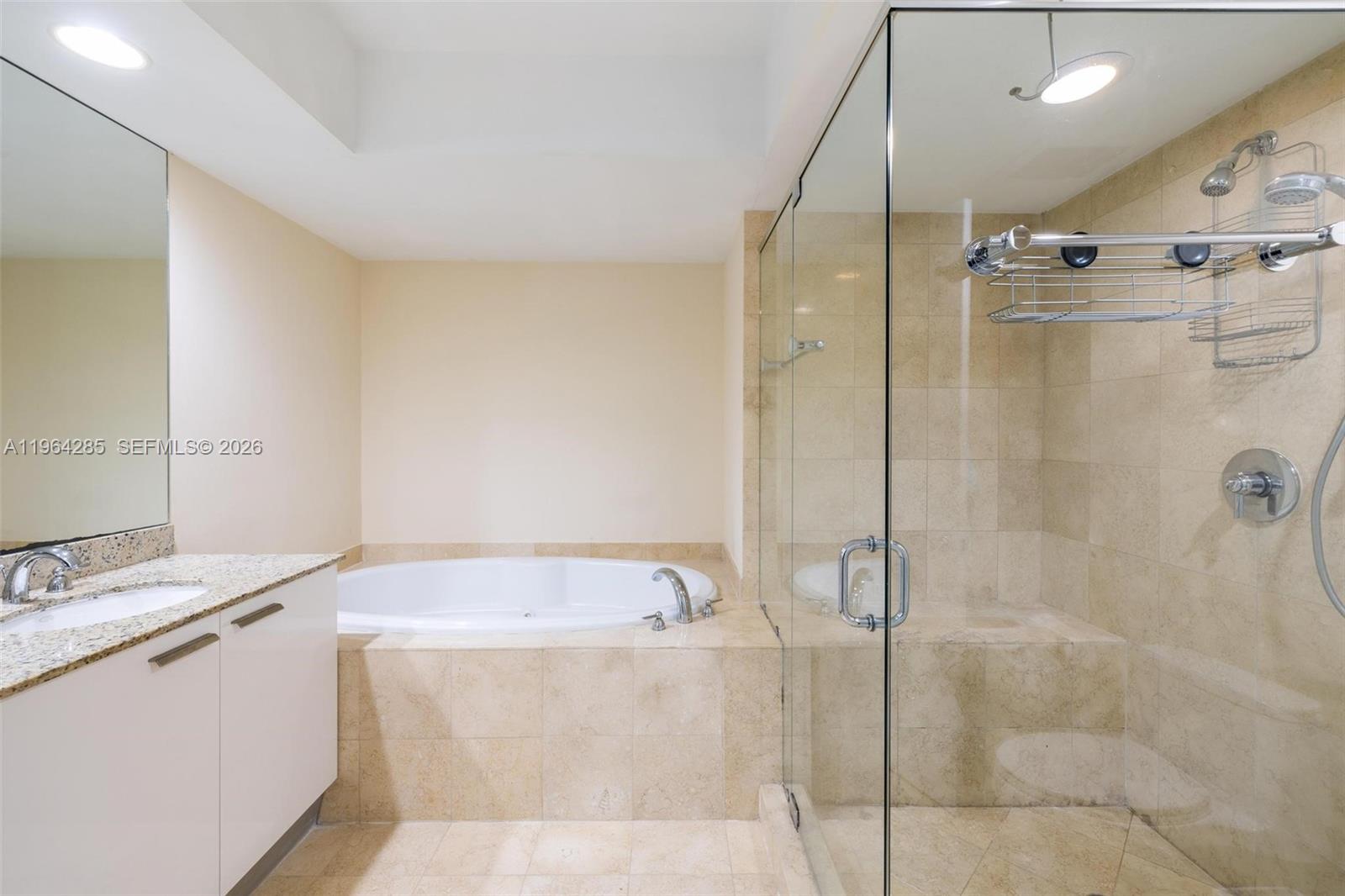 1010 2 / 2 1782 sq. ft. $ 2026-02-12 0 foto