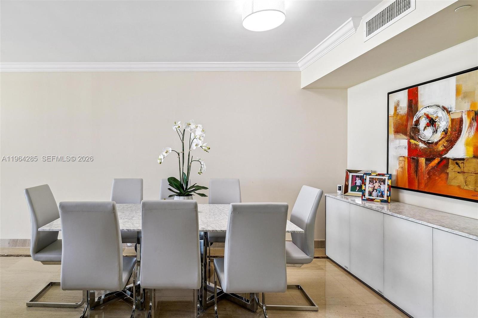 1010 2 / 2 1782 sq. ft. $ 2026-02-12 0 foto