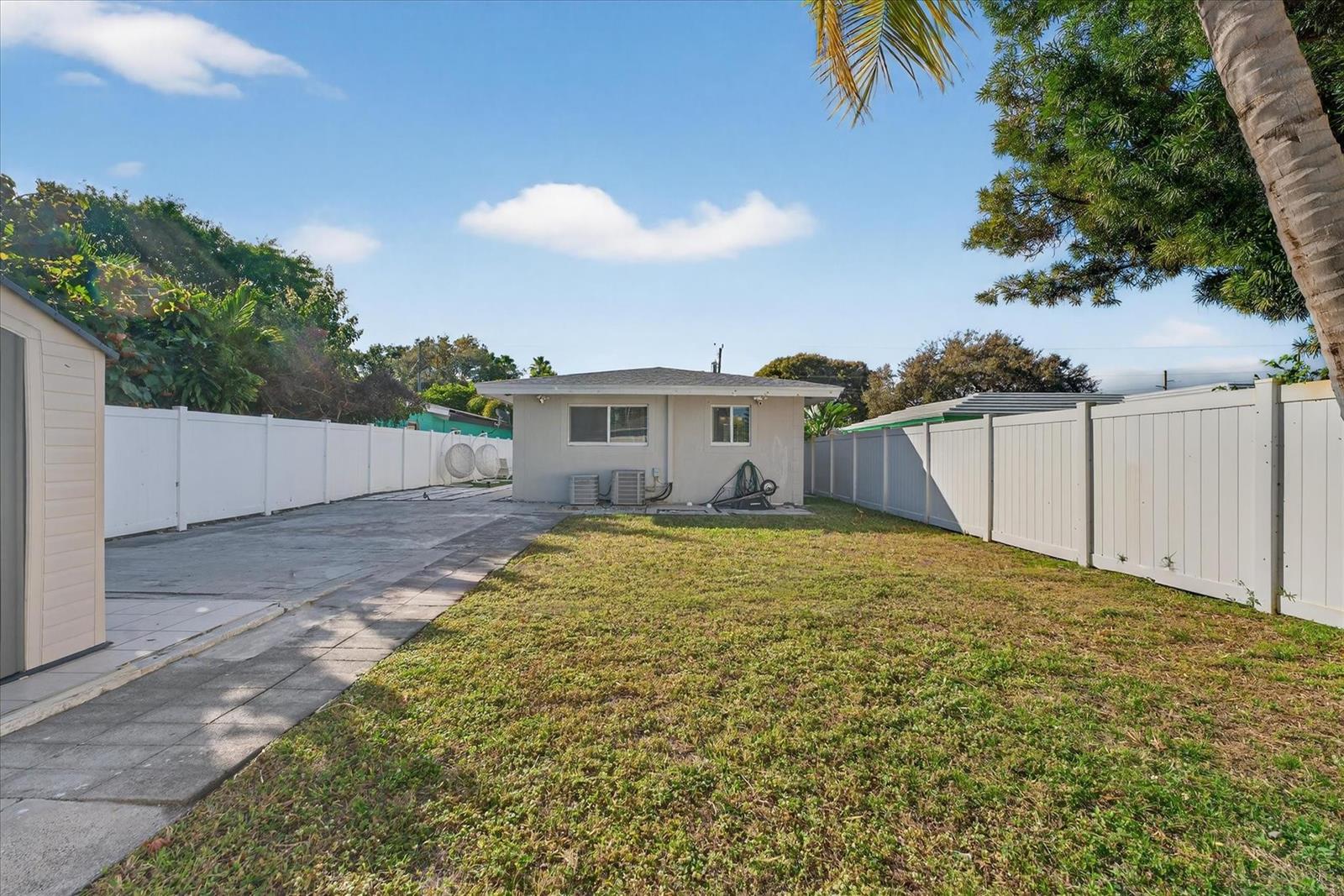   / 0 1500 sq. ft. $ 2026-04-13 0 foto