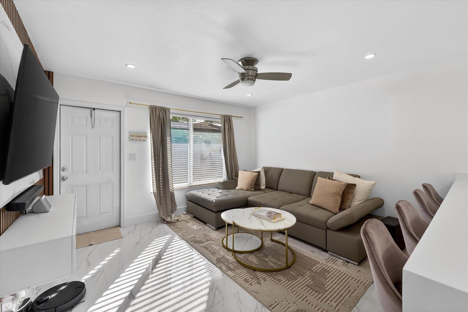   / 0 1500 sq. ft. $ 2026-04-13 0 foto
