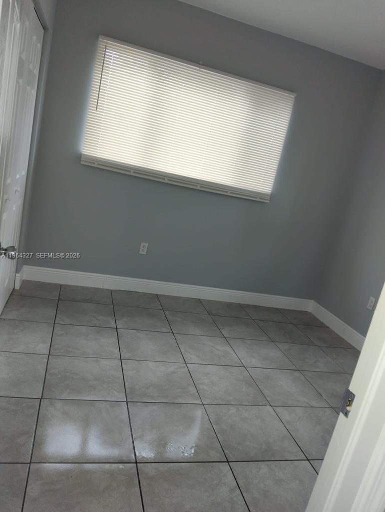   /  1323 кв.футов $ 2026-02-12 0 Фото