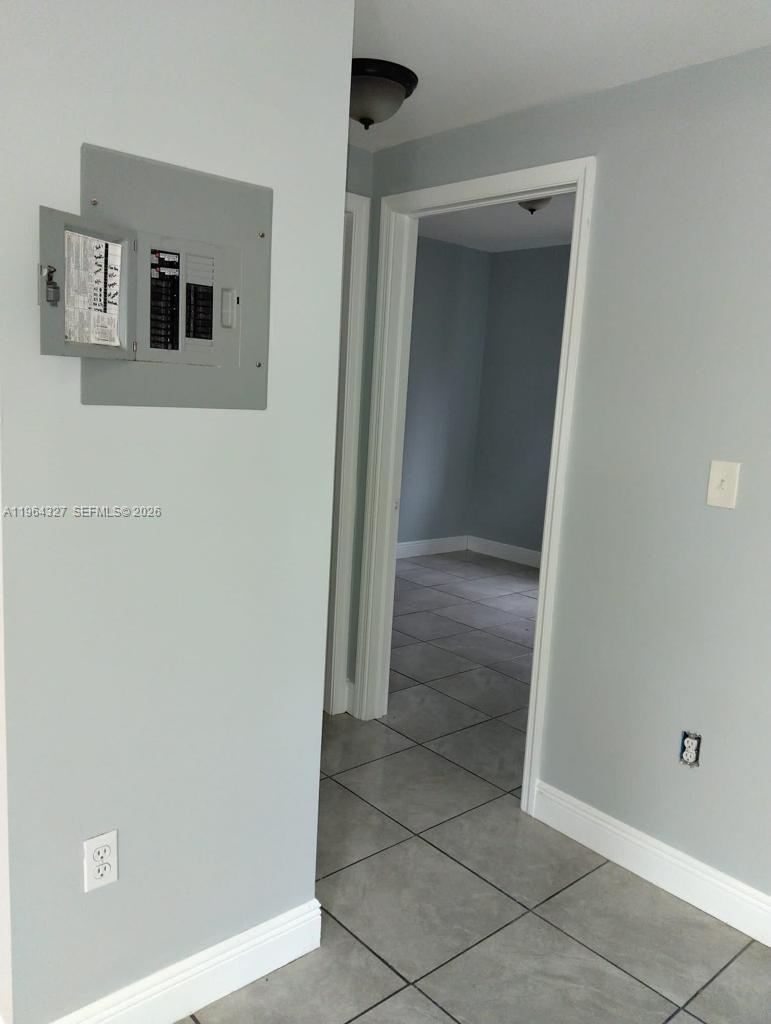   /  1323 кв.футов $ 2026-02-12 0 Фото