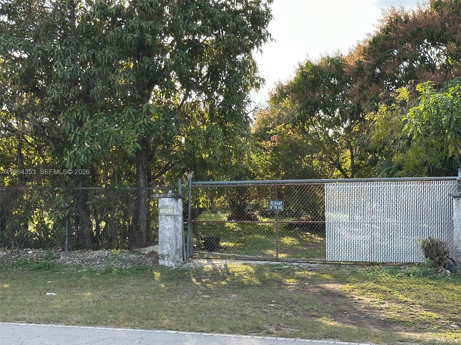   /   sq. ft. $ 2026-02-12 0 foto