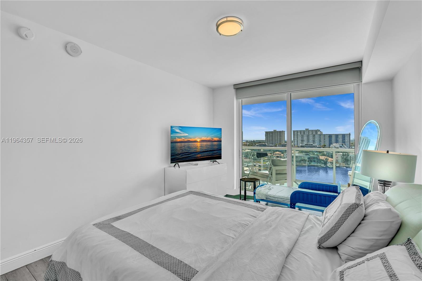 Photo of 400 Sunny Isles Blvd  #907, Sunny Isles Beach, Florida, 33160 - 