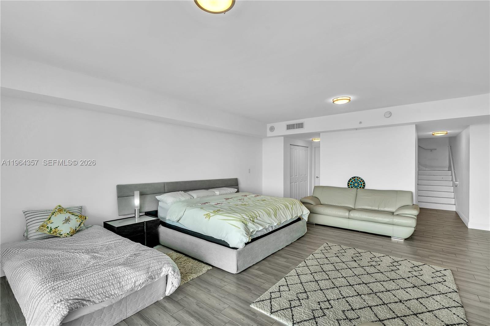 Photo of 400 Sunny Isles Blvd  #907, Sunny Isles Beach, Florida, 33160 - 