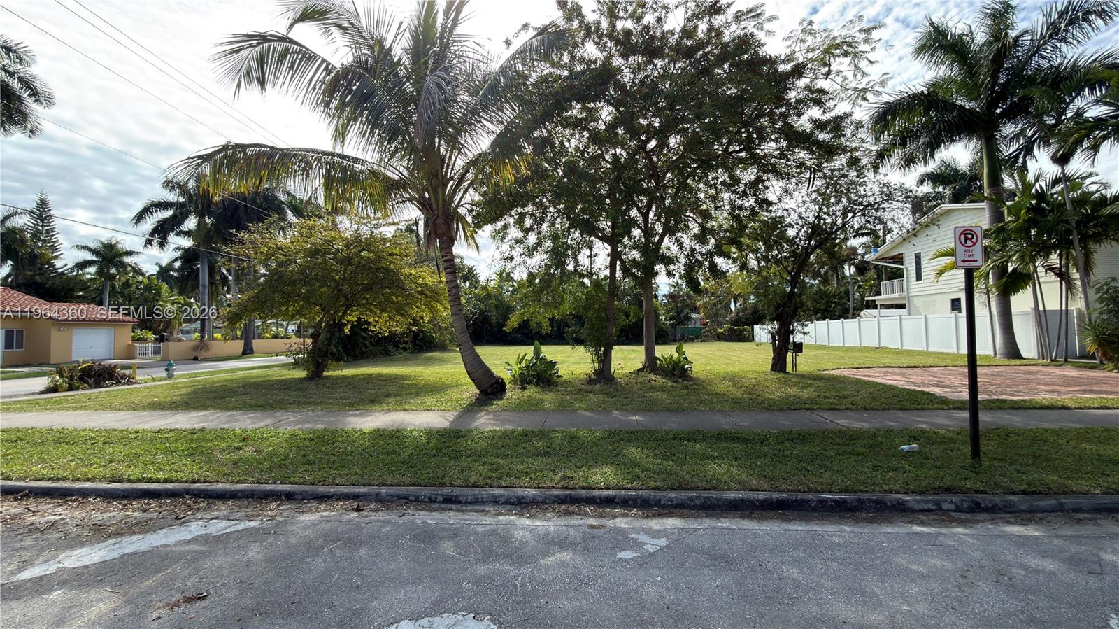 See details / sq. ft. $ 2026-02-12 0 Photo