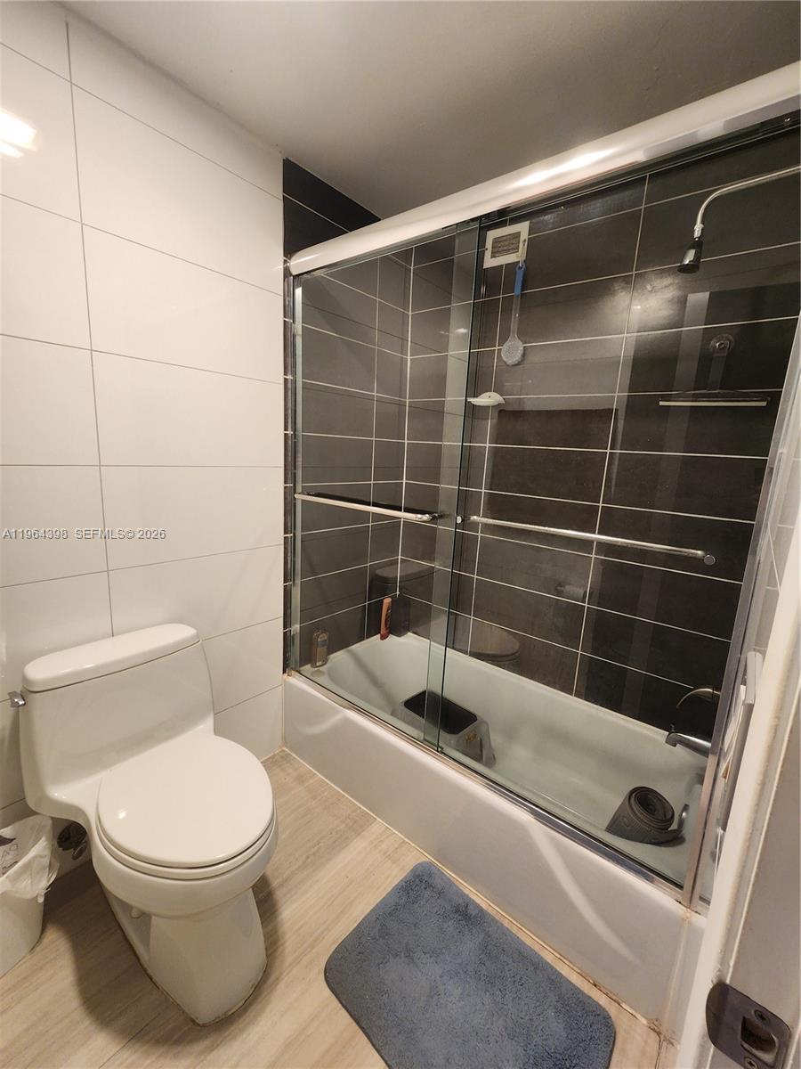 Photo of 1825 Ocean Dr  #PH 9, Hallandale Beach, Florida, 33009 - 