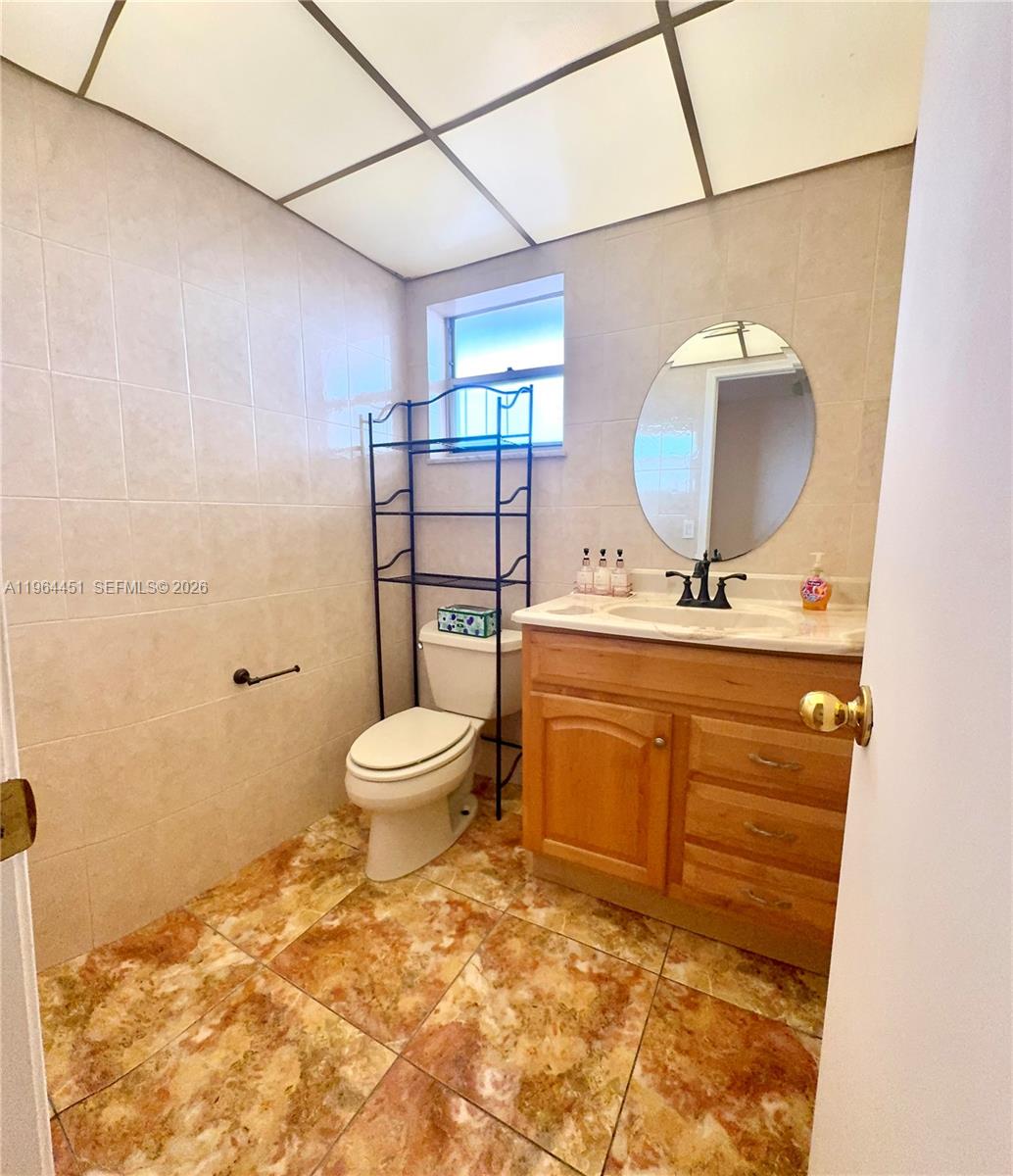 Photo of 609 14th Ave #706, Hallandale Beach, Florida, 33009 -