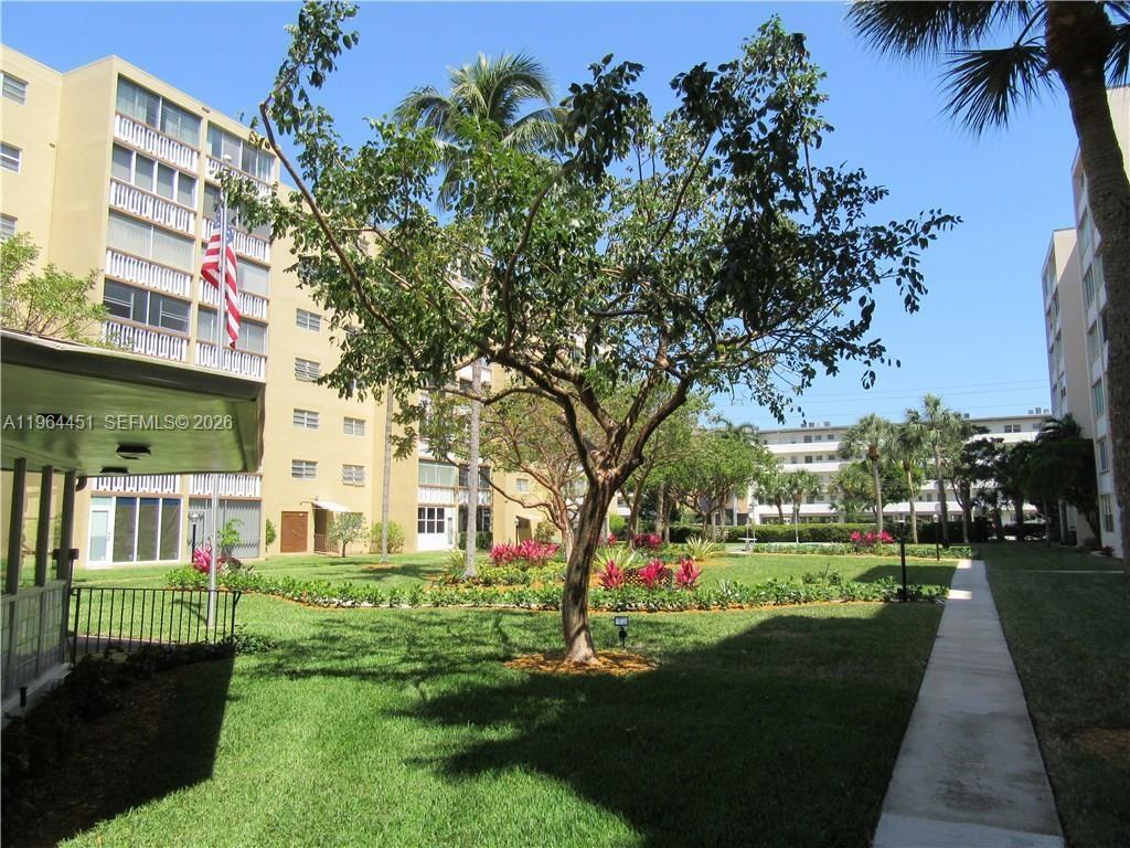 Photo of 609 14th Ave  #706, Hallandale Beach, Florida, 33009 - 