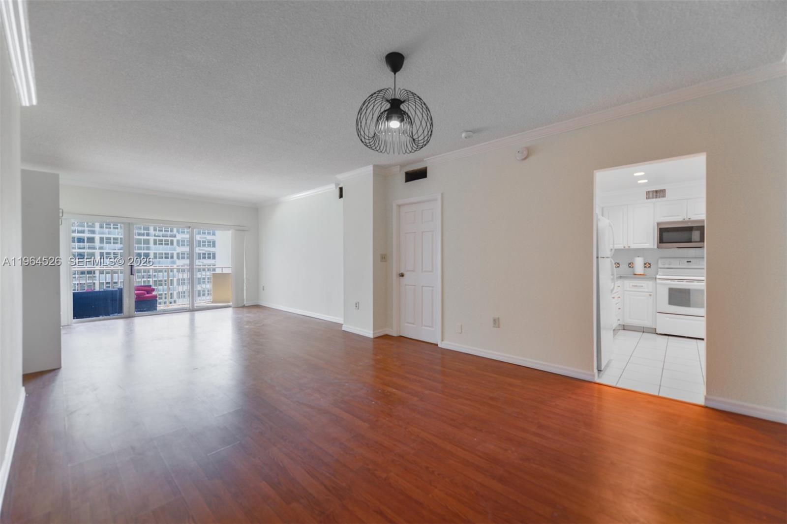 9C 1 / 2 870 sq. ft. $ 2026-02-12 0 Photo