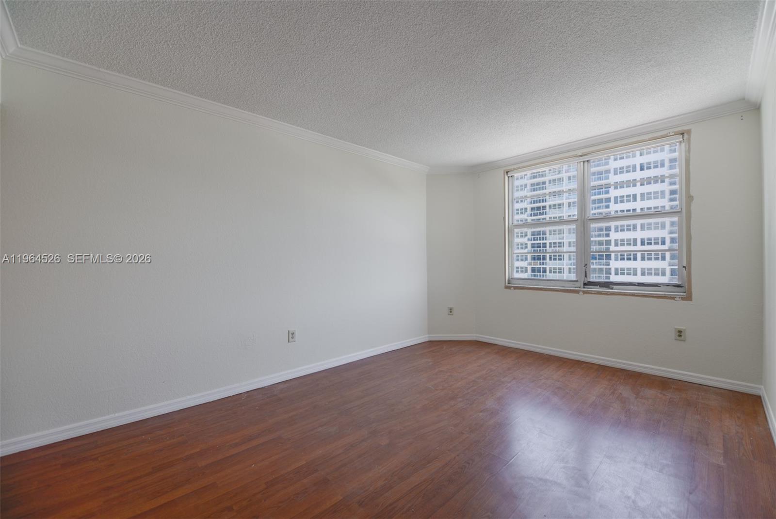 9C 1 / 2 870 sq. ft. $ 2026-02-12 0 Photo