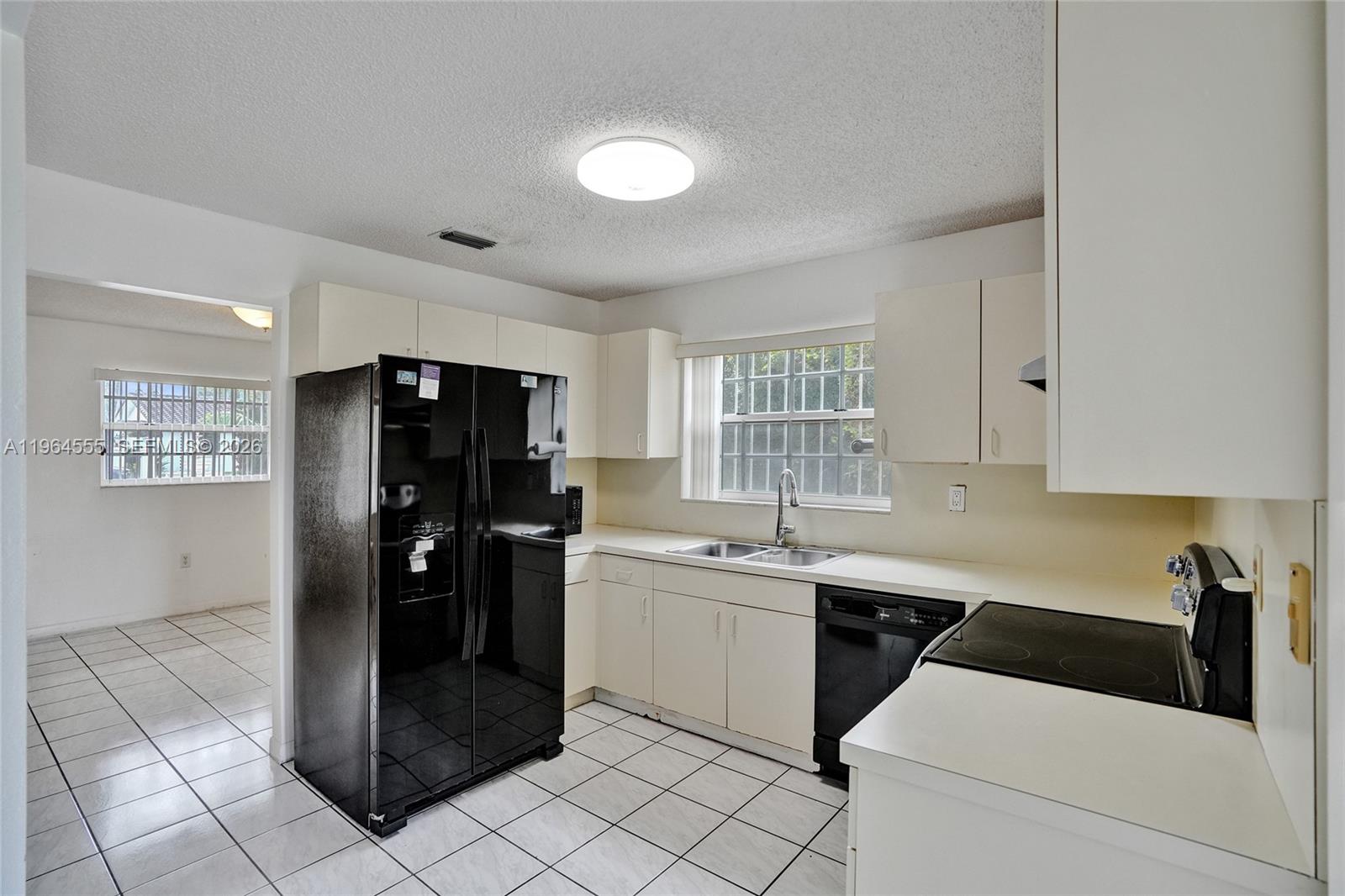 Подробнее / кв.футов $ 2026-02-12 0 Фото