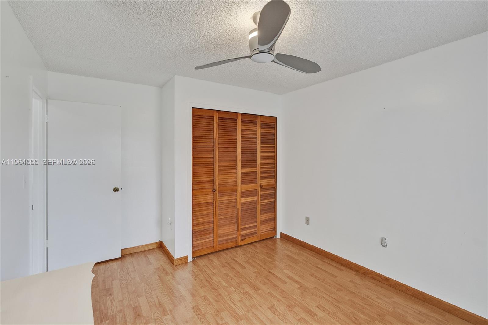 Подробнее / кв.футов $ 2026-02-12 0 Фото