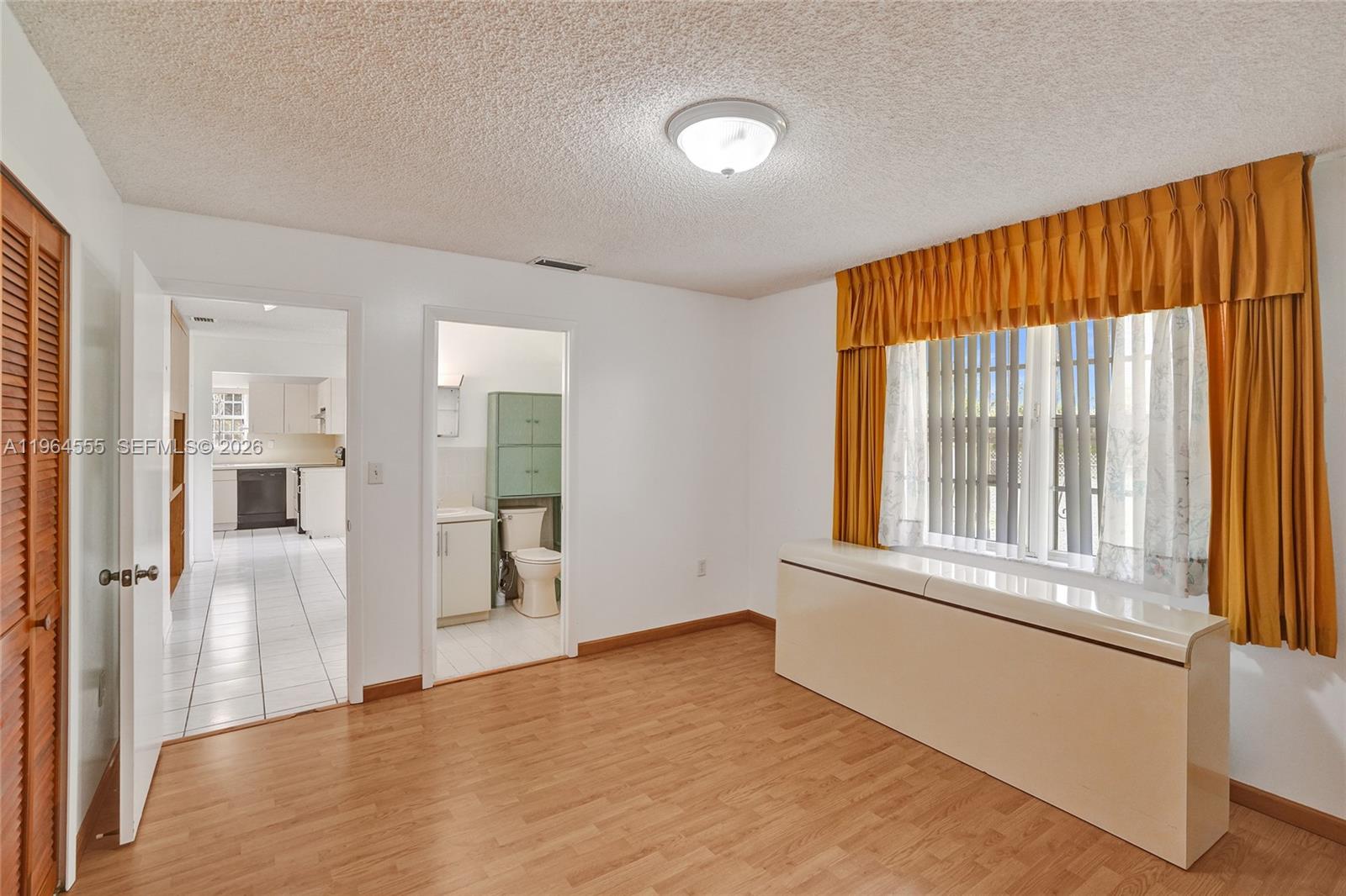 Подробнее / кв.футов $ 2026-02-12 0 Фото