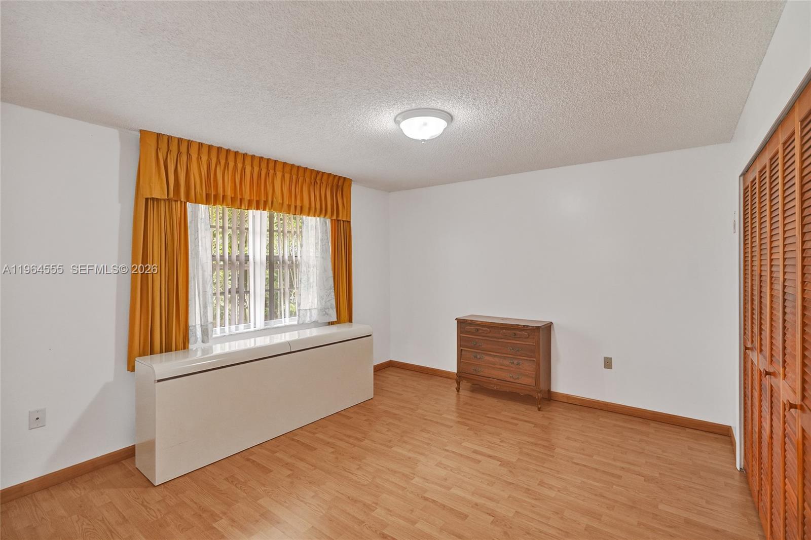 Подробнее / кв.футов $ 2026-02-12 0 Фото