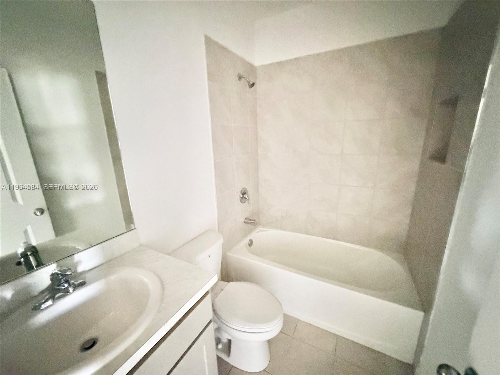 See details 442 3 / 3 1428 sq. ft. $ 2026-07-14 0 Photo