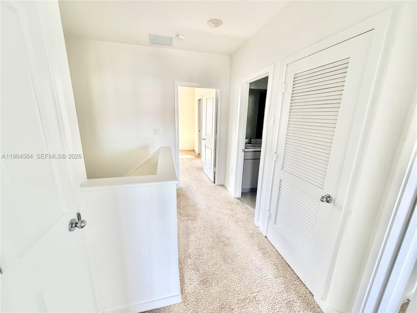 See details 442 3 / 3 1428 sq. ft. $ 2026-07-14 0 Photo