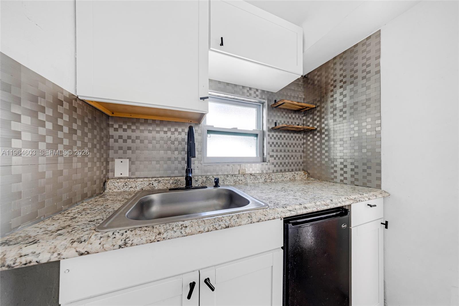 See details / 1950 sq. ft. $ 2026-02-21 0 Photo