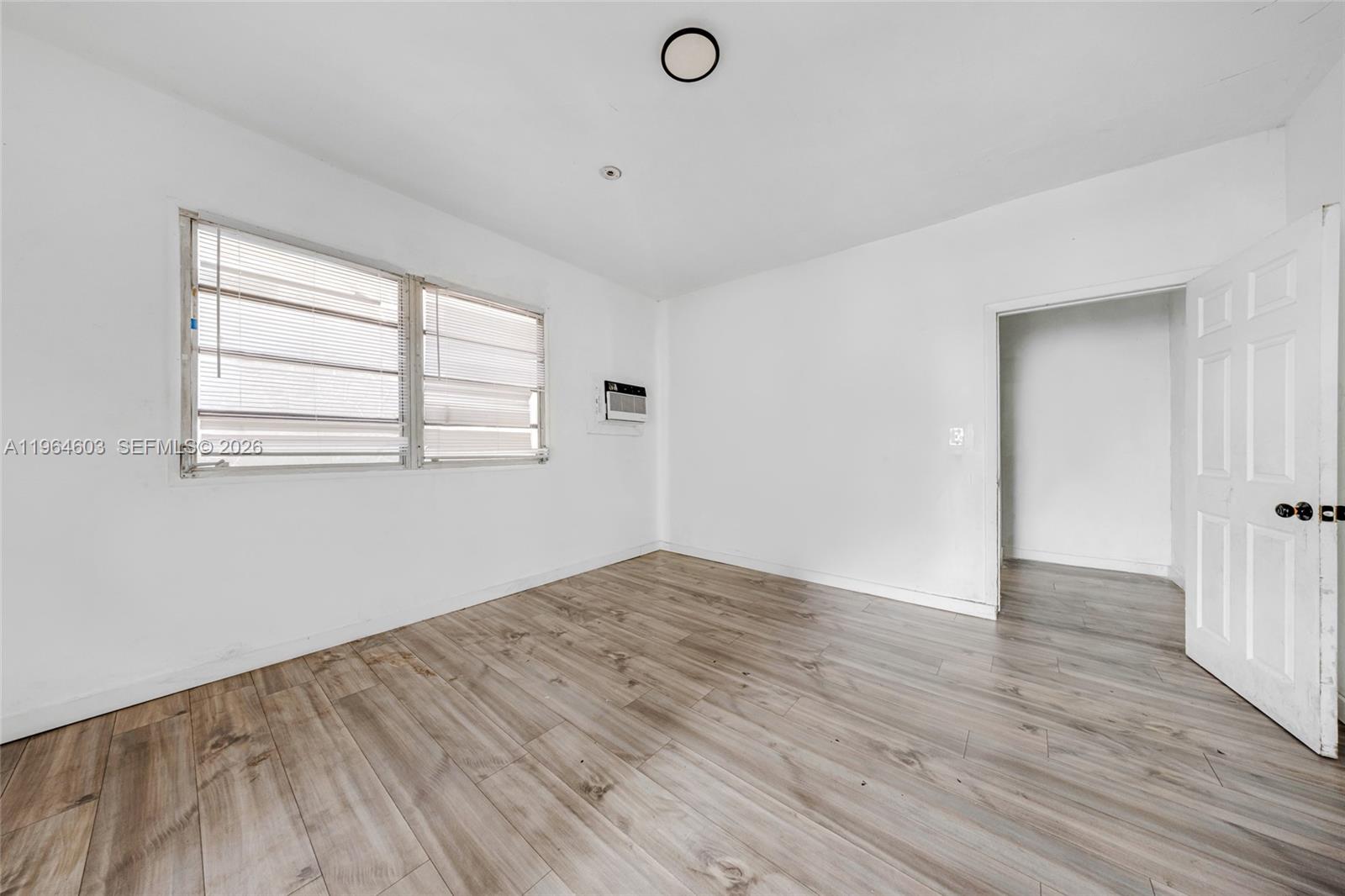 See details / 1950 sq. ft. $ 2026-02-21 0 Photo