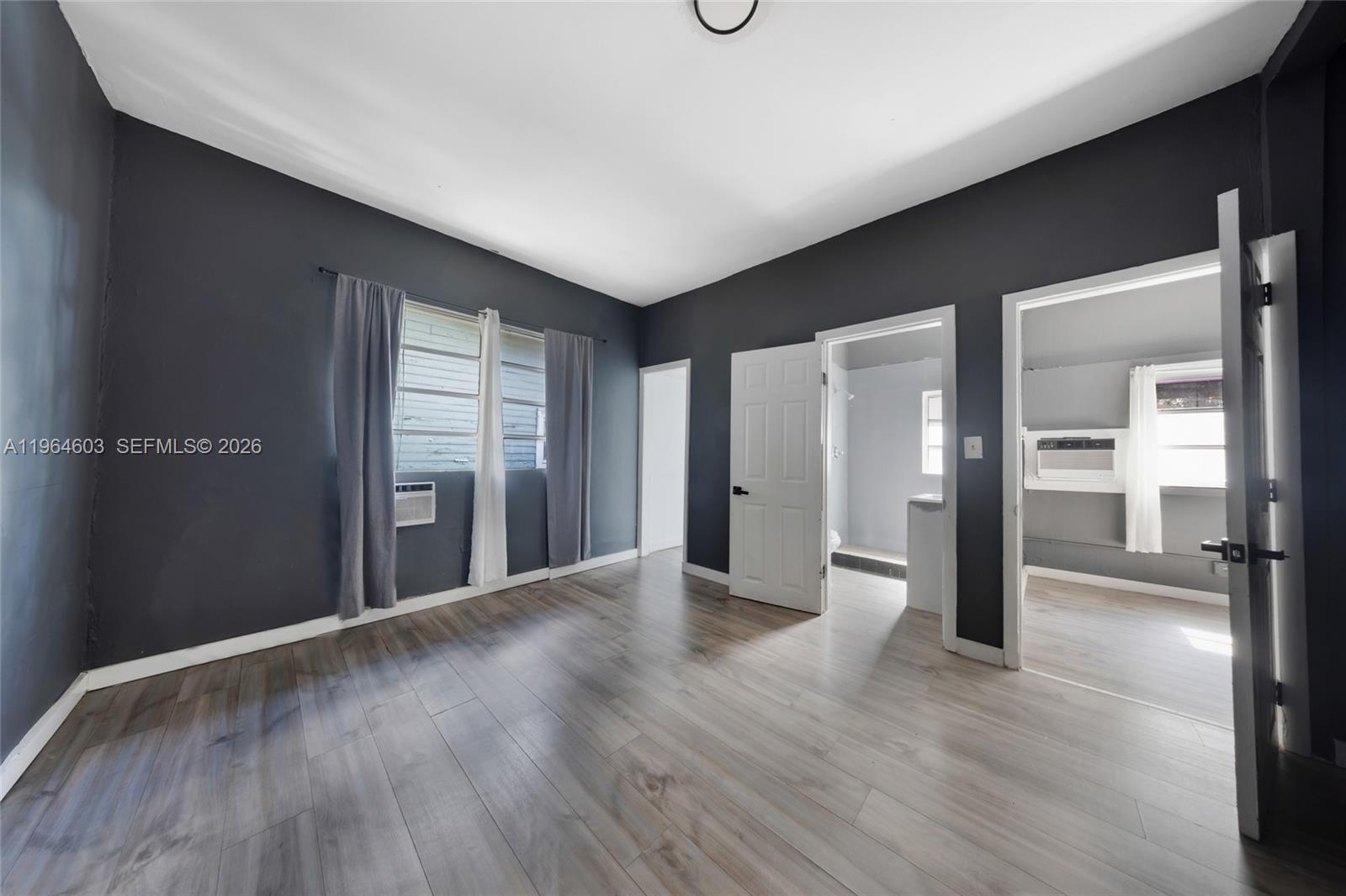 See details / 1950 sq. ft. $ 2026-02-21 0 Photo